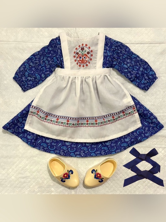 American Girl Other - American Girl Doll Kirsten's
Baking Outfit Like New